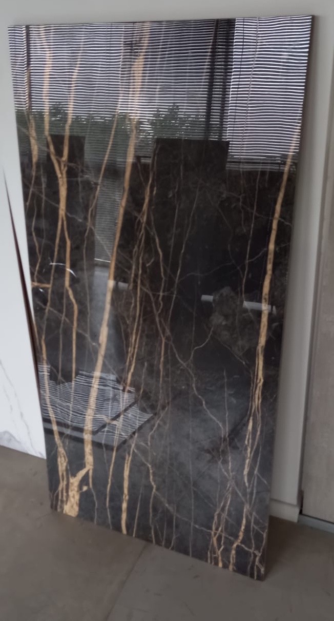 Porcelanato portoro pulido 62 x 125 marca elizabeth