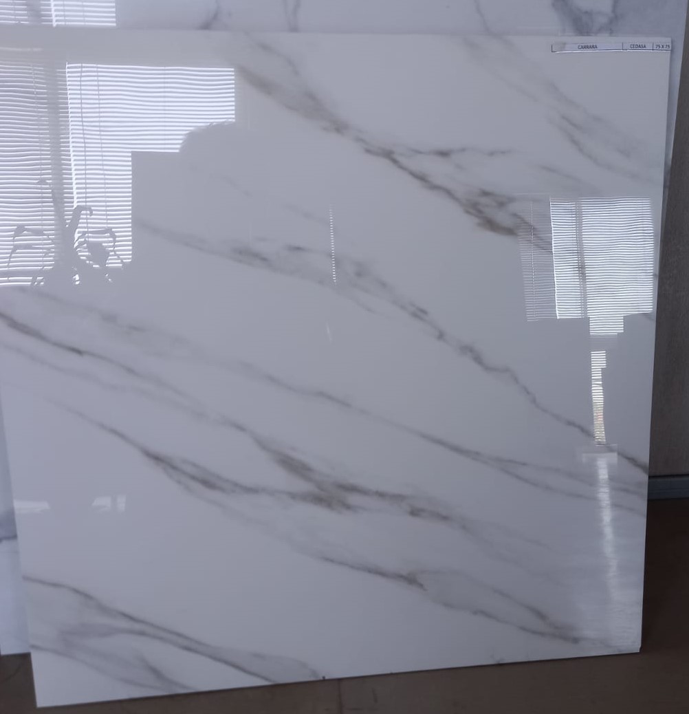 Porcelanico pulido Carrara 57 x 57 MARCA CEDASA